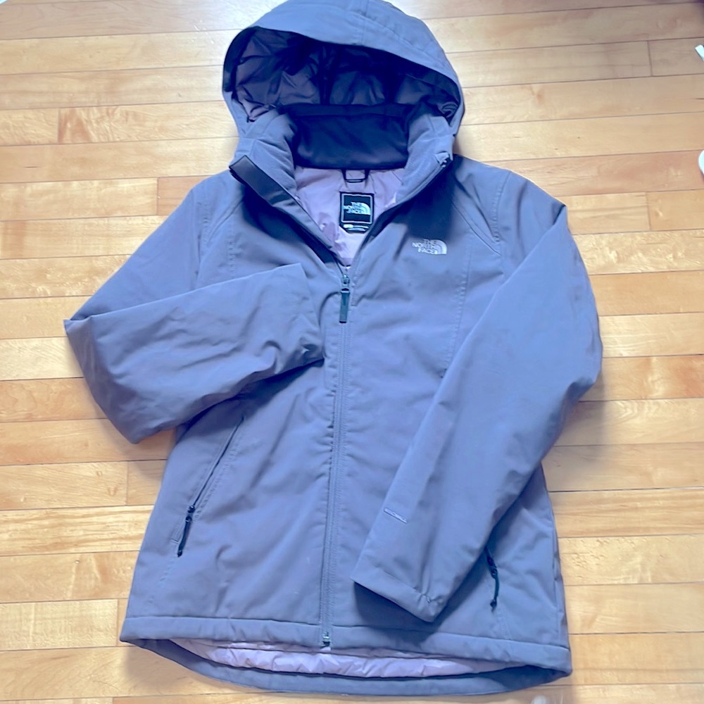 Womens winter jacket.Grey.Zip off hood option.Lightly used/great condition. Lrg